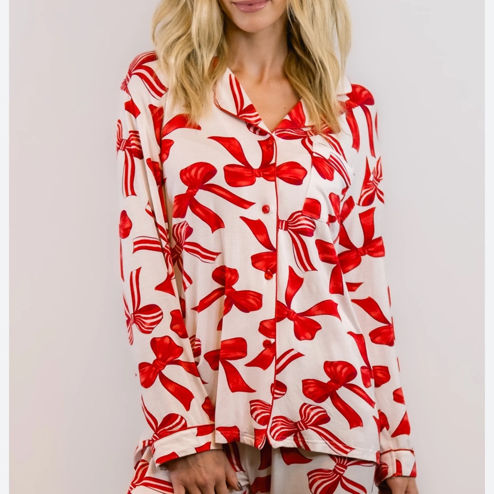 In My Sundays Red Bow Print Pajama Set